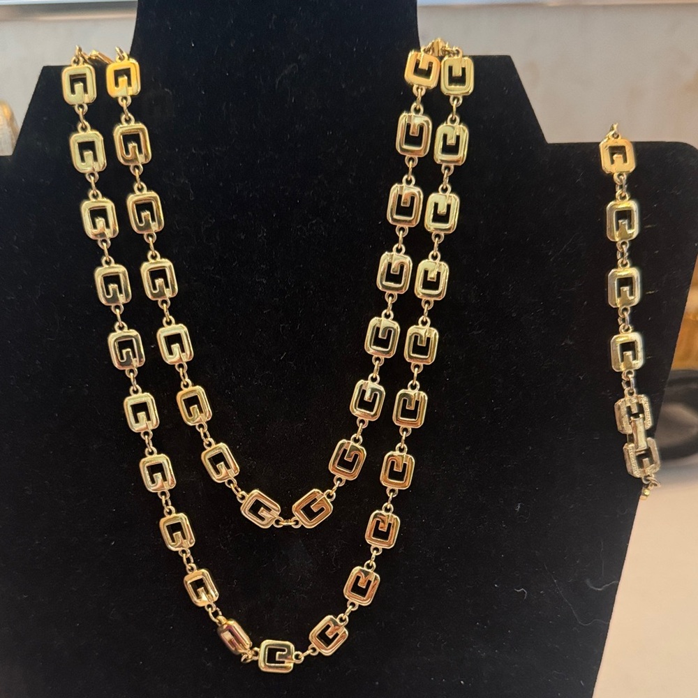 Givenchy Gold-Tone Geometric Necklace Set